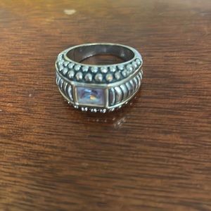 Yurman like ring, silver, with rectangular amethyst Stone